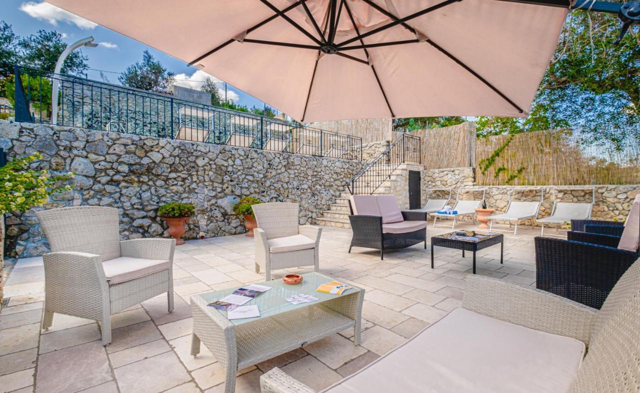 Villa Vanessa Con Piscina Privata - Castro Castro  Kültér fotó