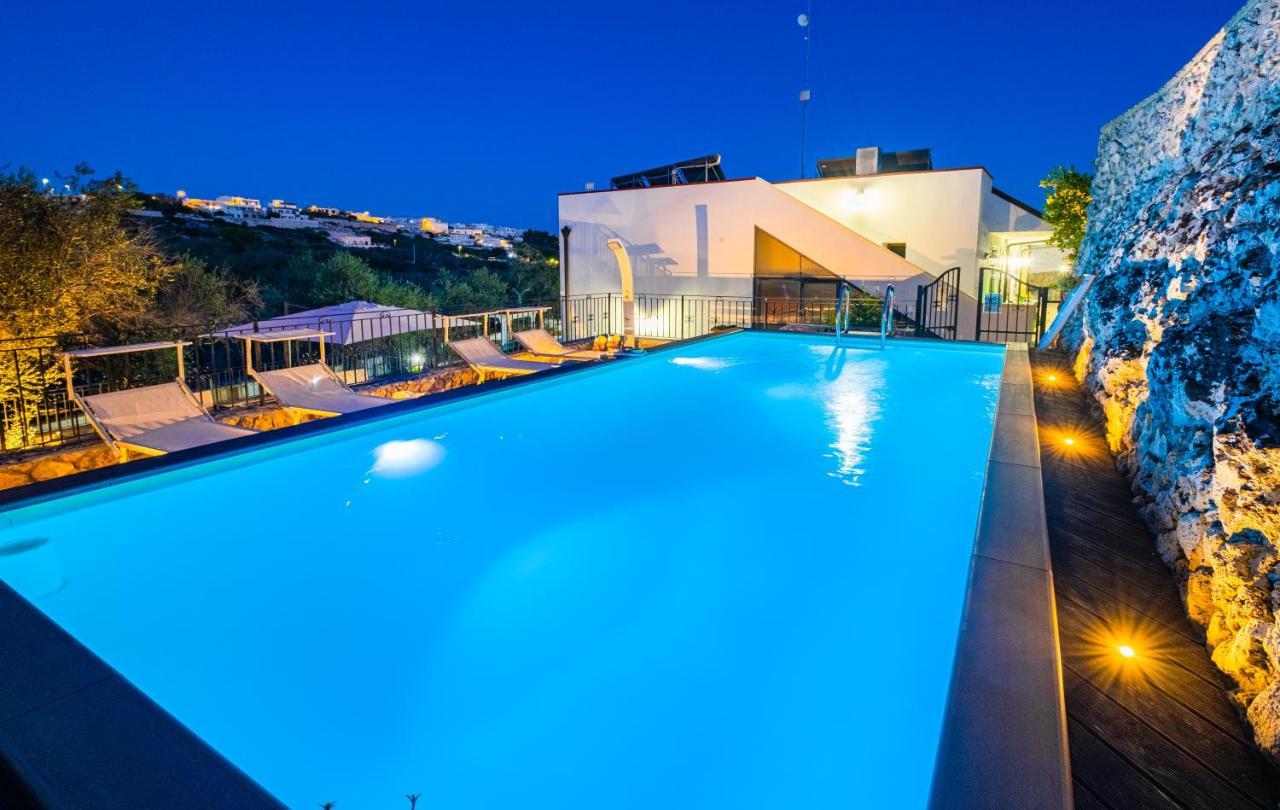 Villa Vanessa Con Piscina Privata - Castro Castro  Kültér fotó