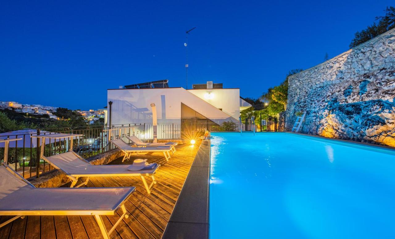 Villa Vanessa Con Piscina Privata - Castro Castro  Kültér fotó