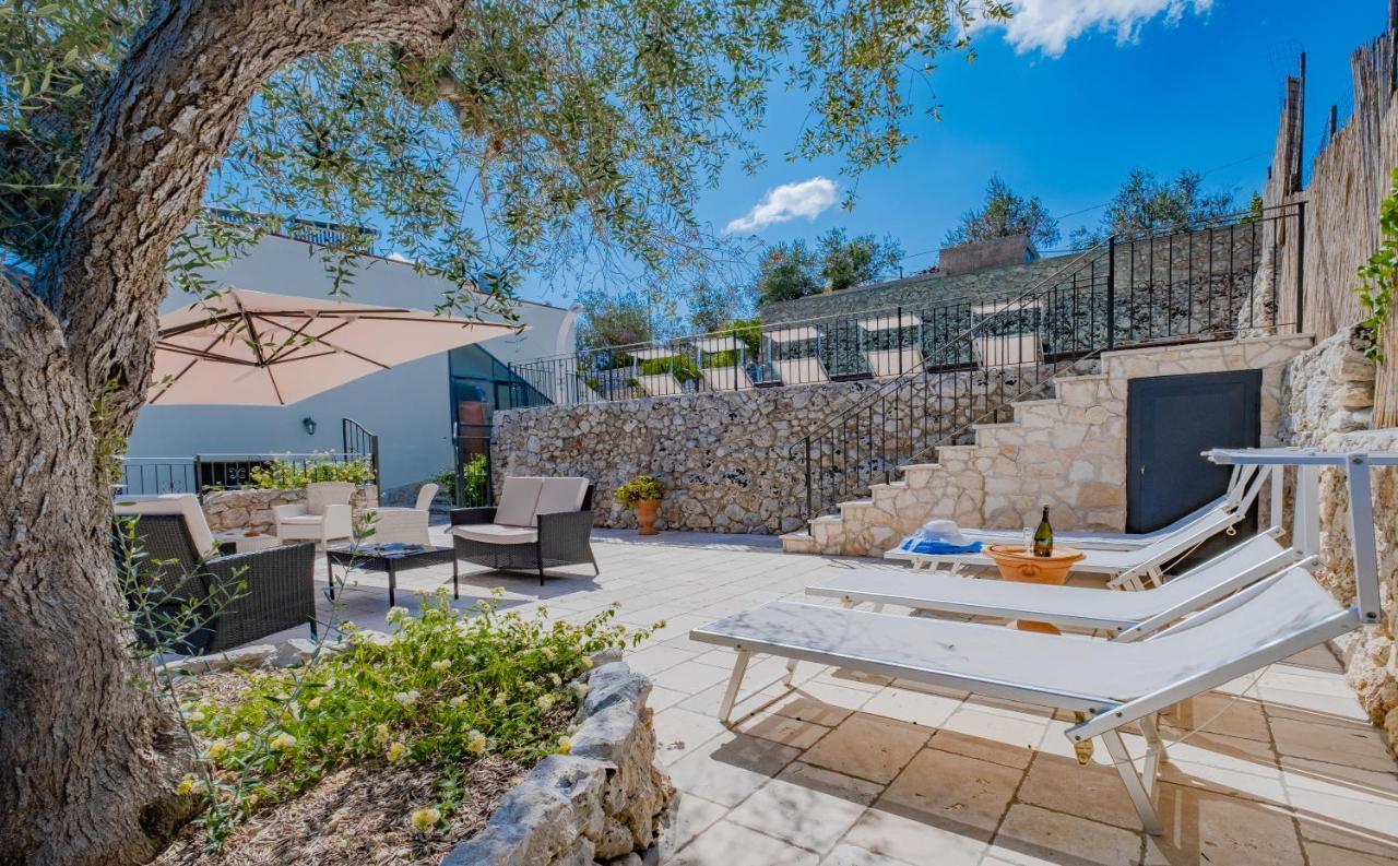 Villa Vanessa Con Piscina Privata - Castro Castro  Kültér fotó