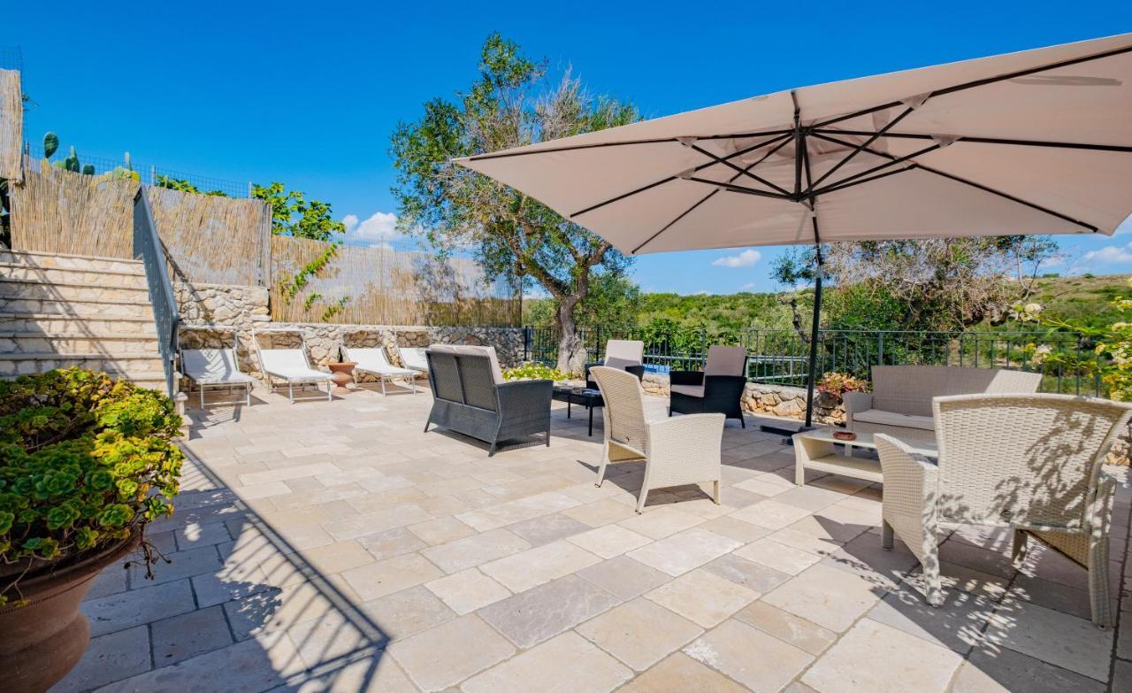 Villa Vanessa Con Piscina Privata - Castro Castro  Kültér fotó