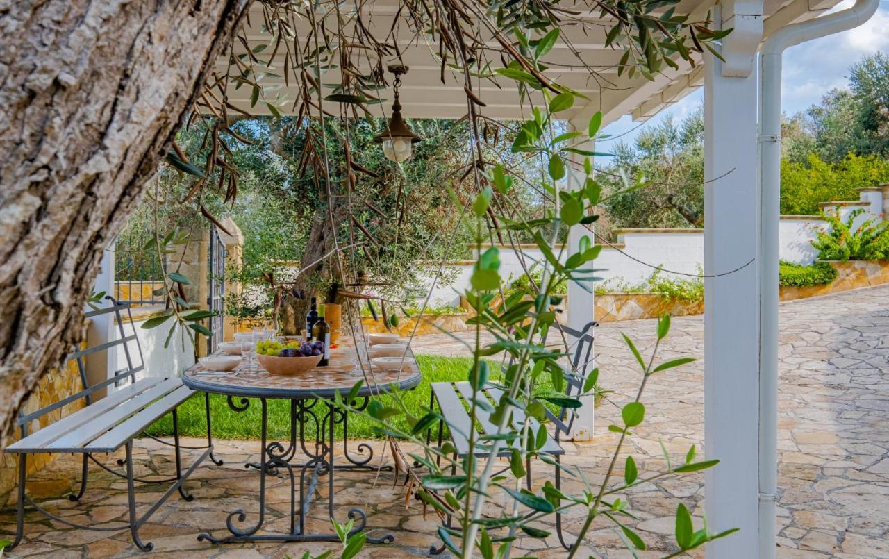 Villa Vanessa Con Piscina Privata - Castro Castro  Kültér fotó
